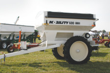 Dalton Ag Mobility Row Crop Dry Fertilizer Spreader