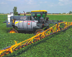 DTS10 sprayer, Hagie
