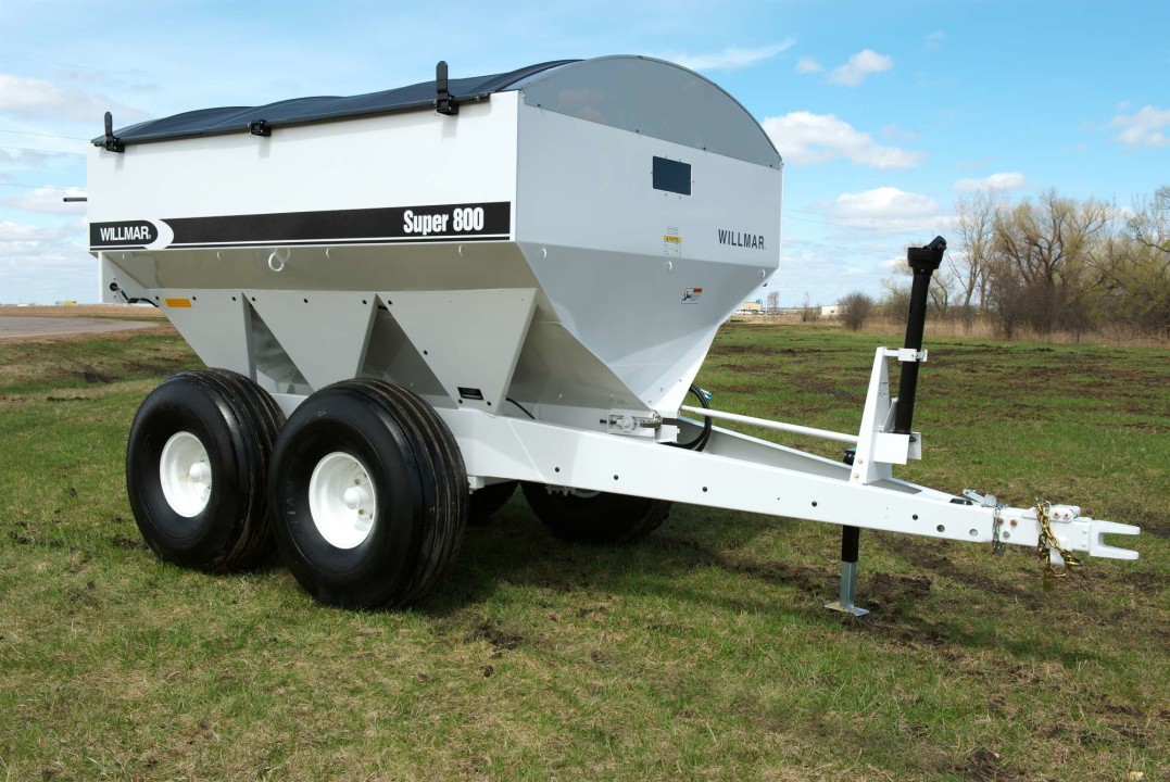 Willmar Super 800 Spreader CropLife