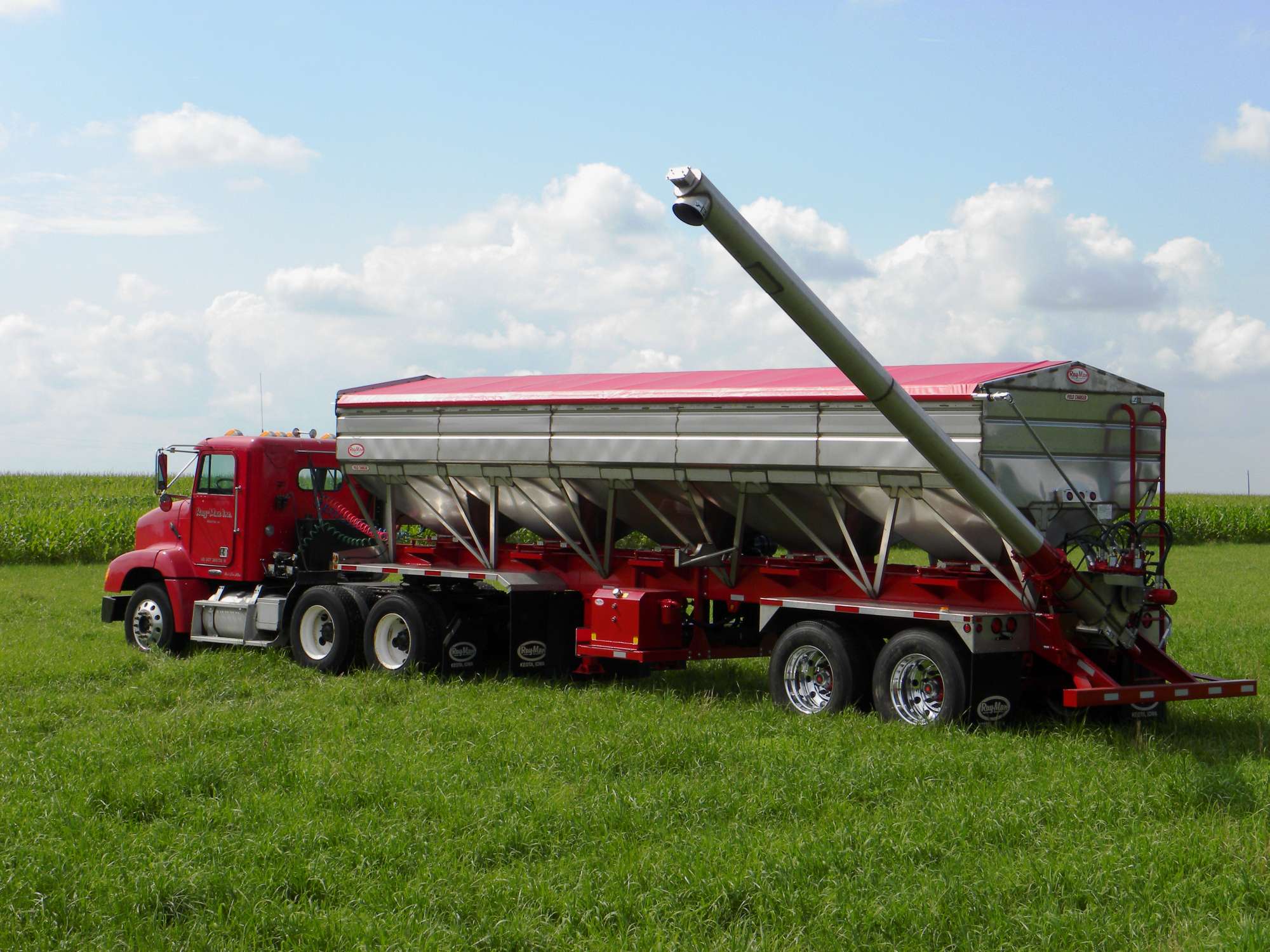 how should a mac yrailer be loaded for fastest unloading