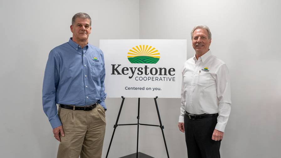 Jeff Troike, Ceres Solutions President & CEO (left) and Kevin Still, Co-Alliance Cooperative President & CEO (right).